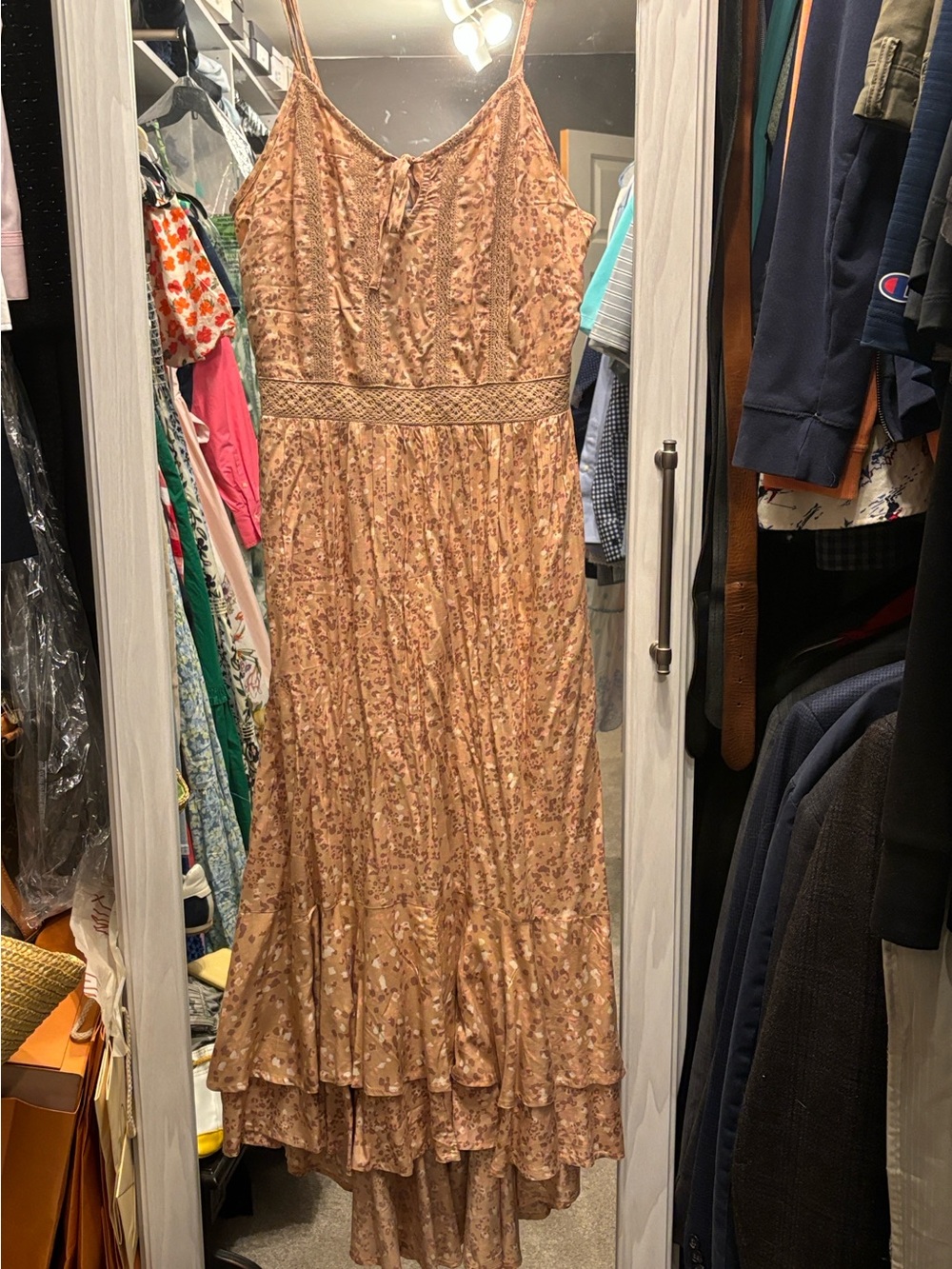 Floral Tiered Maxi Dress i